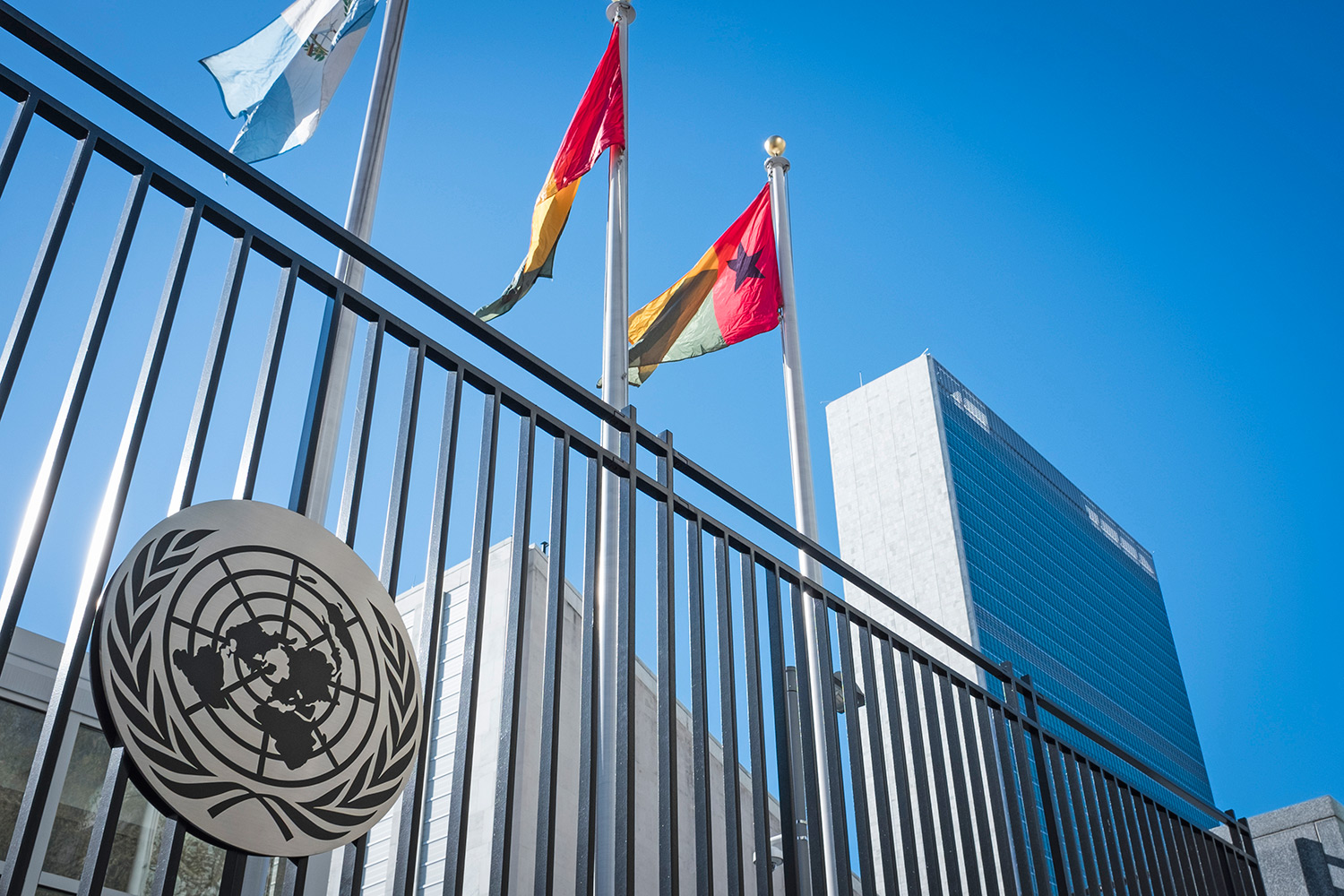Photo of UN Secretariat building in New York.