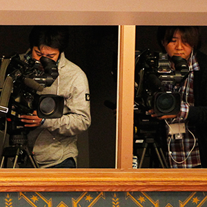 Des journalistes couvrent la réunion du Conseil de sécurité sur la situation en Ukraine. Photo ONU/Paulo Filgueiras