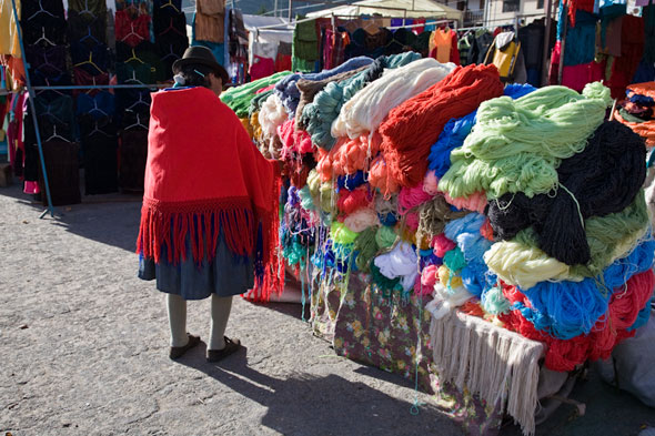 El mercado de Zumbahua en la provincia de Cotoxapi en Ecuador