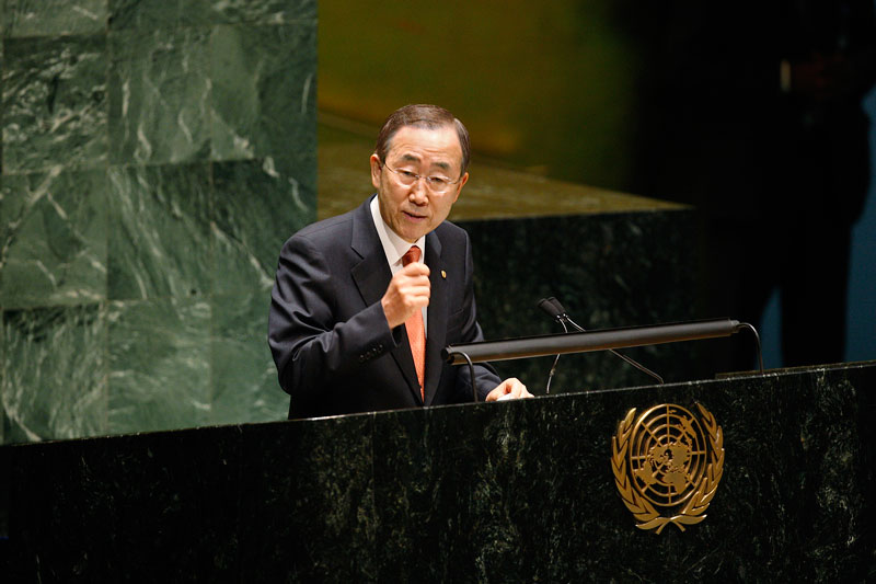 Secrétaire général des Nations Unies Ban Ki-moon lors de la Conférence de 2010 de révision du Traité de non-prolifération des armes nucléaires