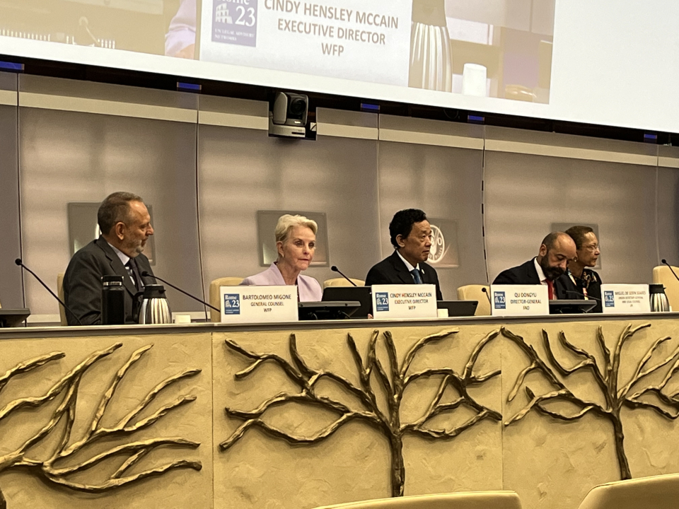 From left to right: Mr. Bartolomeo Migone, Mrs. Cindy H. McCain, Mr. QU Dongyu, Mr. Serpa Soares and Ms. Donata Rugarabamu