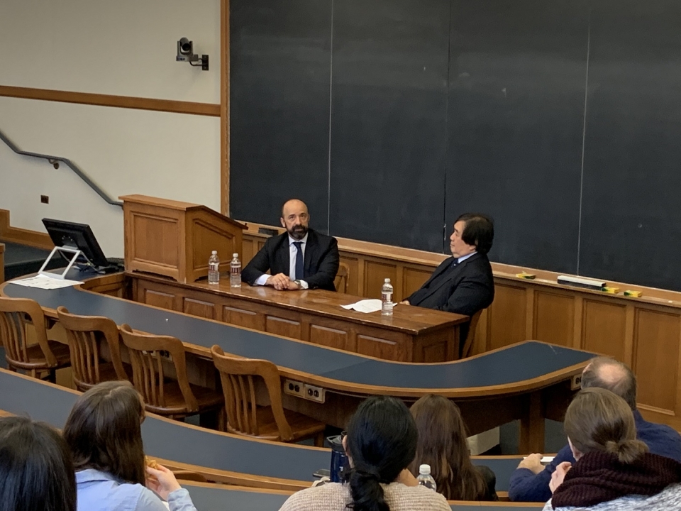 Legal counsel visits Yale