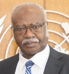 Portrait photo of H.E. Mr. Bassirou Diomaye Faye, President of Senegal and Chair of the AU Committee of Heads of State Champions of STEM Education