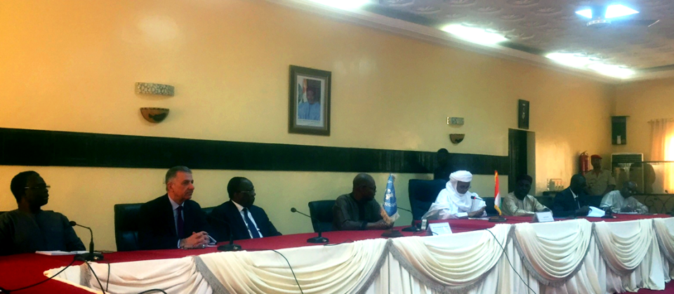 The visiting delegation in a meeting with H.E. Prime Minister of Niger Brigi Rafini (in white).