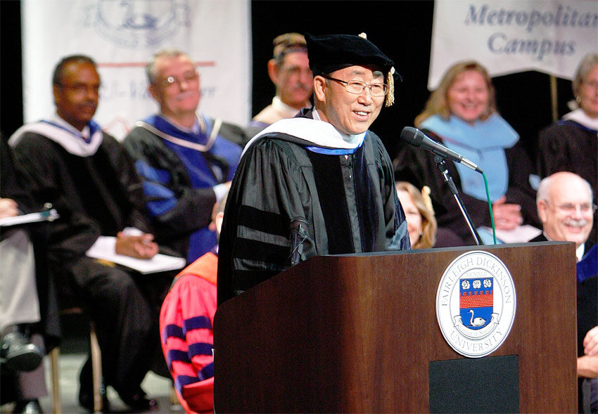 Secretary-General Ban Ki-moon addresses gathering at Fairleigh Dickinson University