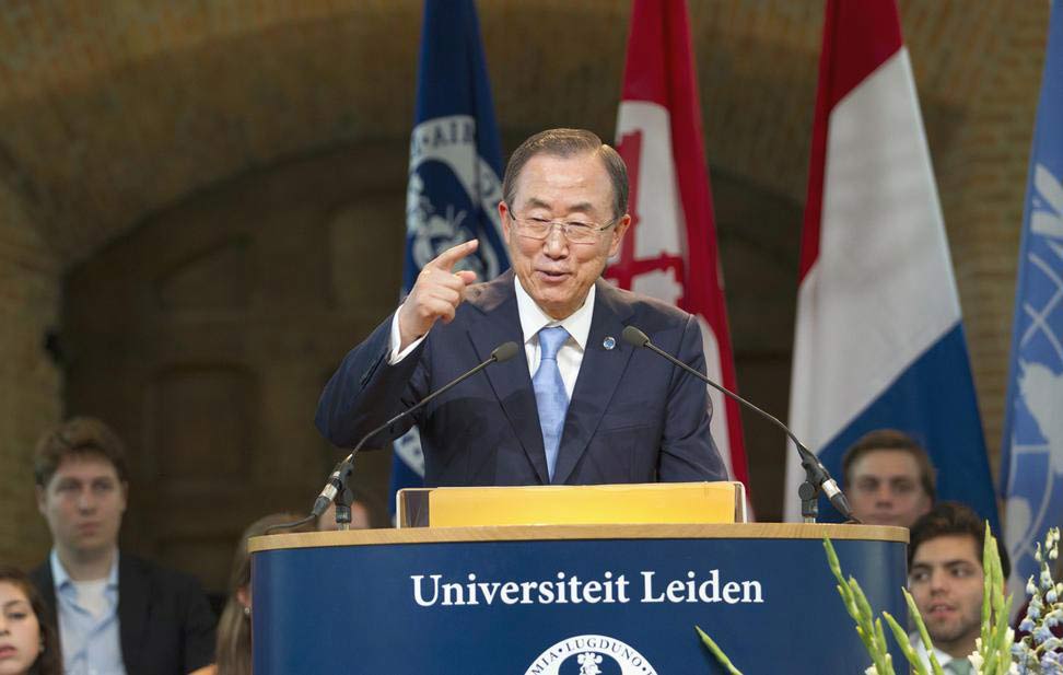 Secretary-General Ban Ki-moon delivers the 2013 Freedom Lecture at Leiden University in The Hague. UN Photo/Rick Bajornas