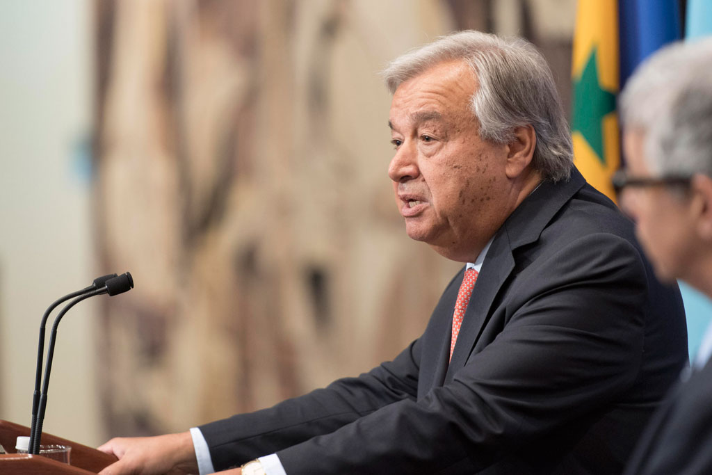 Secretary-General António Guterres speaks to journalists at a press encounter at United Nations headquarters in New York. UN Photo/Mark Garten