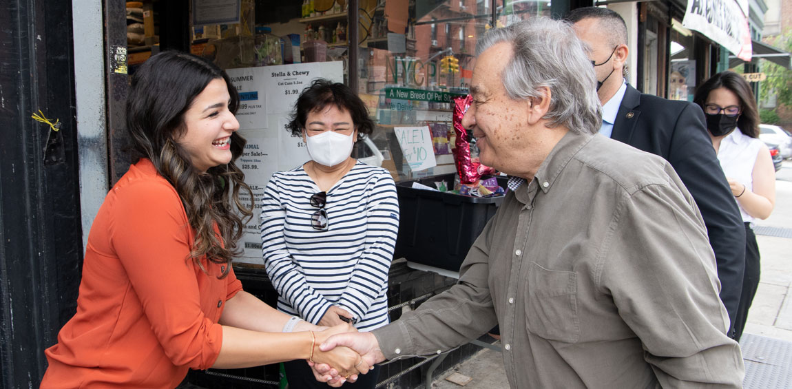  In commemorating World Refugee Day, Secretary-General António Guterres (right) visits with Suzan Al Shammari, a refugee from Iraq who has been resettled in New York. UN Photo/Eskinder Debebe