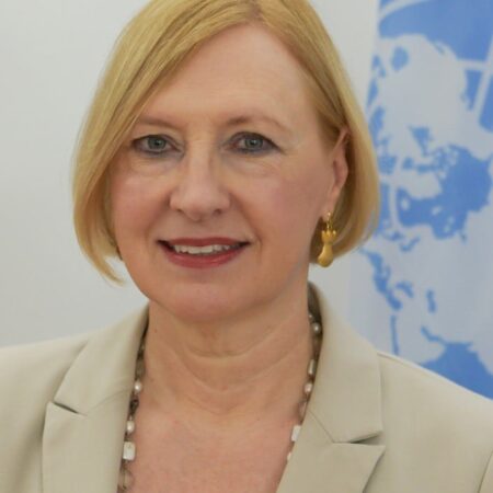 Элизабет Мэри Спехар Помощник Генерального секретаря по поддержке миростроительства