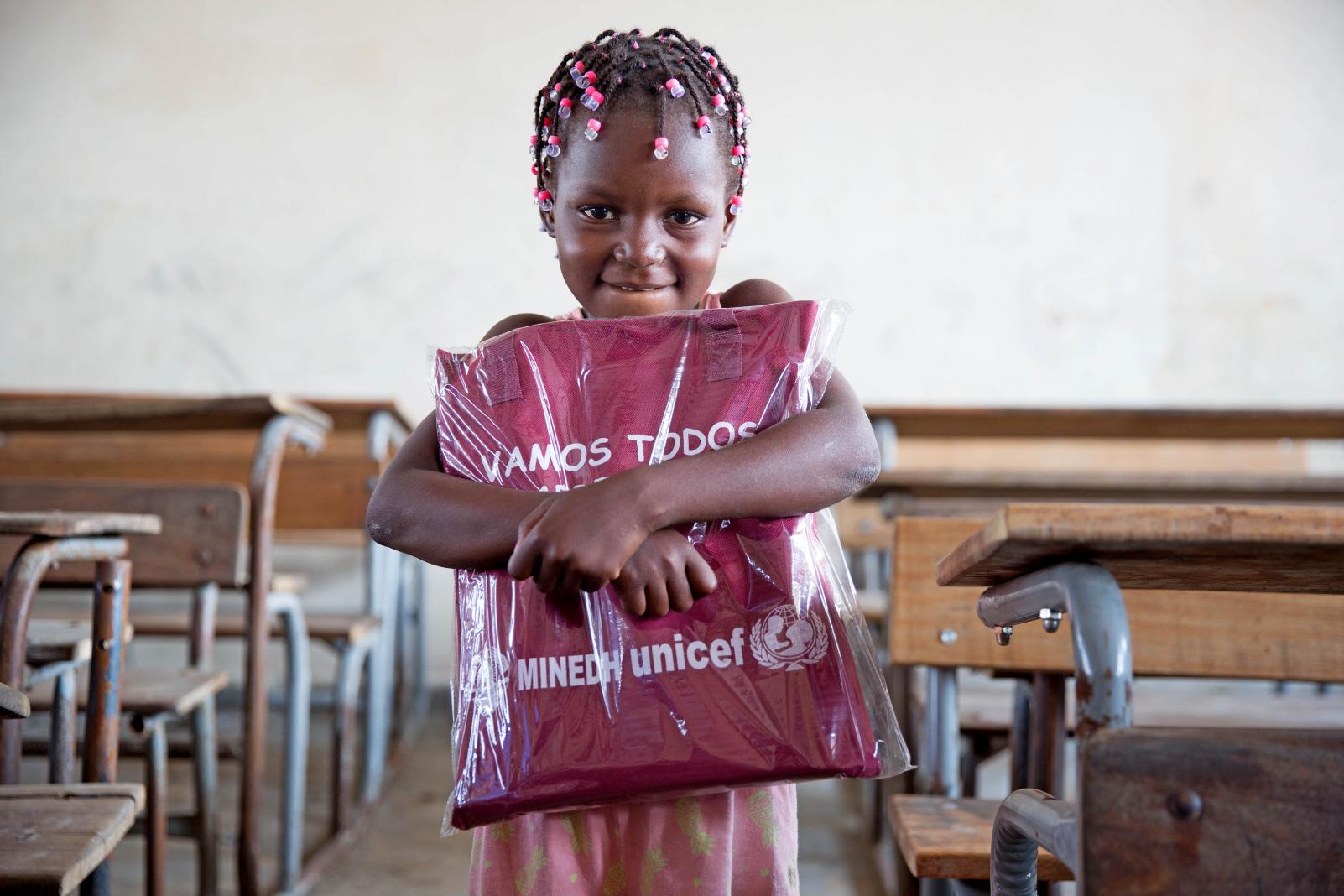 Une petite fille au Mozambique