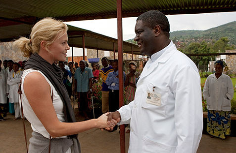 Charlize Theron is greeted by Dr. Denis Mukwege, Director of Panzi Hospital in Bukavu, Democratic Republic of the Congo. UN Photo/Marie Frechon