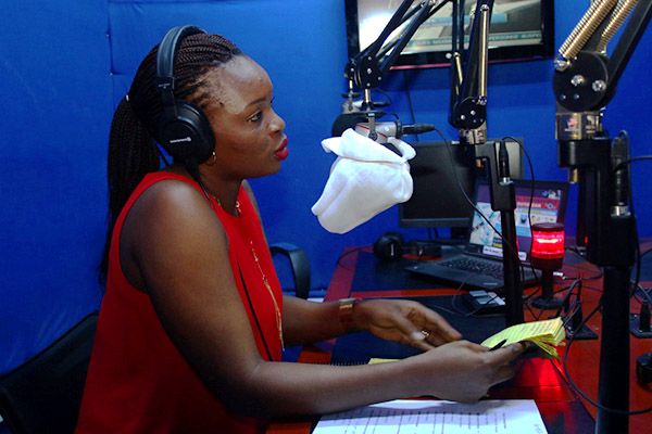 Radio Okapi’s on-air classes are aimed at roughly 22 million children struck at home because of COVID-19. 