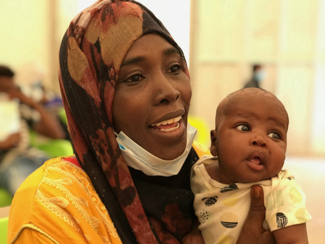 Une mère et son enfant.