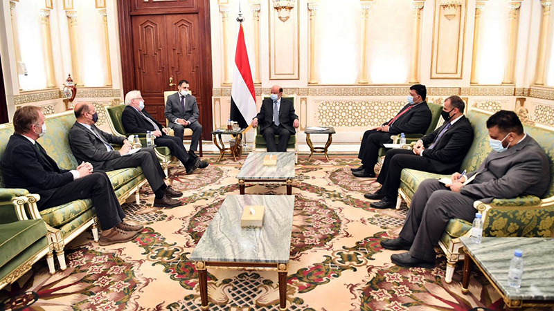 Martin Griffiths meets with President Hadi in Riyadh. (13 October 2020)