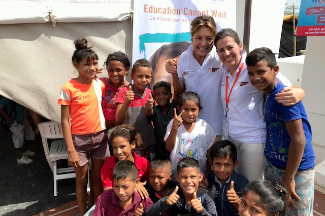 Yasmine Sherif and Save the Children Colombia Representative  Maria Paula Martinez meet with Venezuelan refugee children