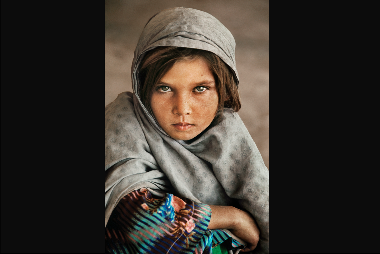 Young nomad girl from Ghazni.