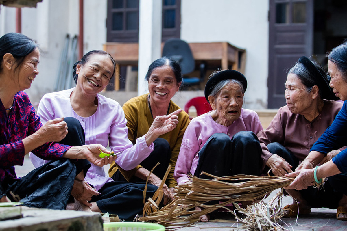 A group of older women