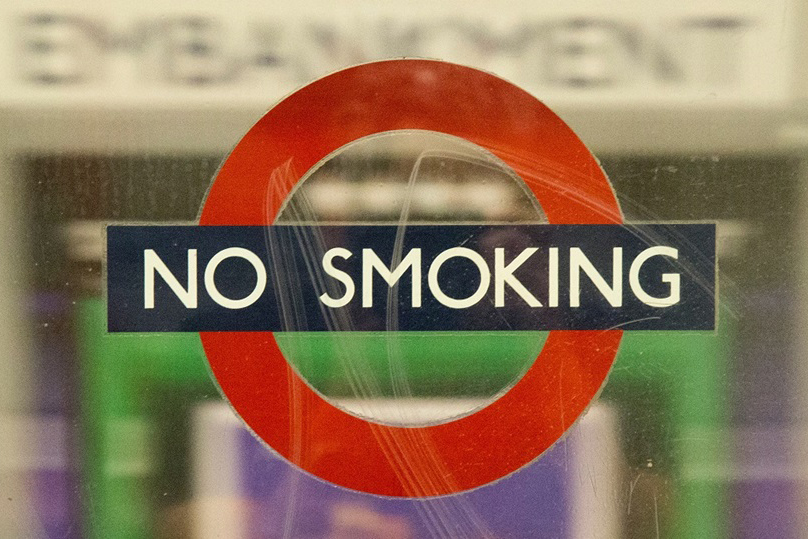 No smoking banner