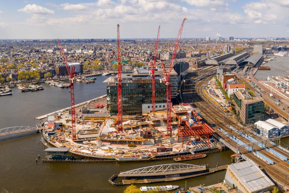 Un grand projet de construction à Amsterdam. 