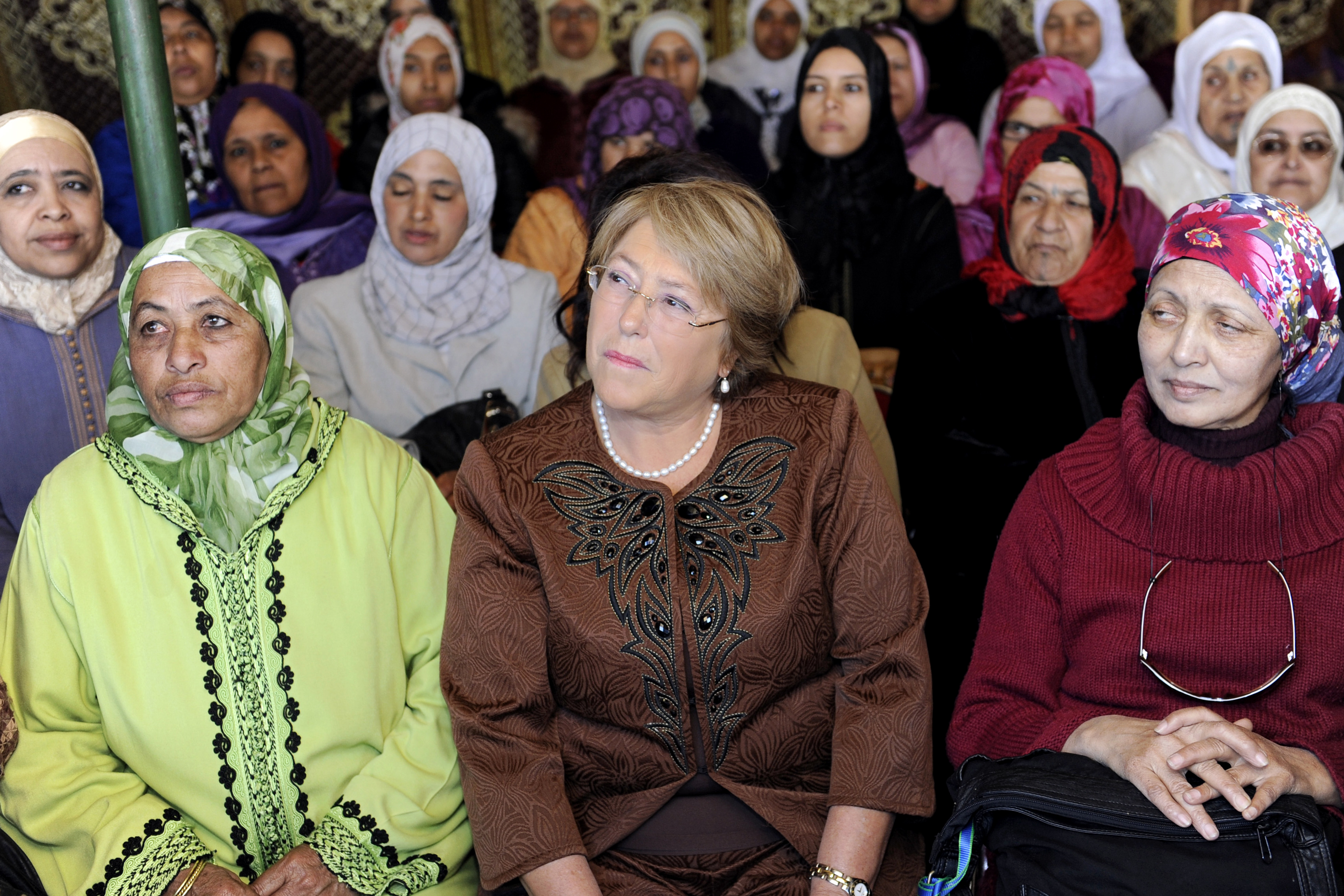 Michelle Bachelet meets with rural women of the Soulalyates ethnic group in Morocco