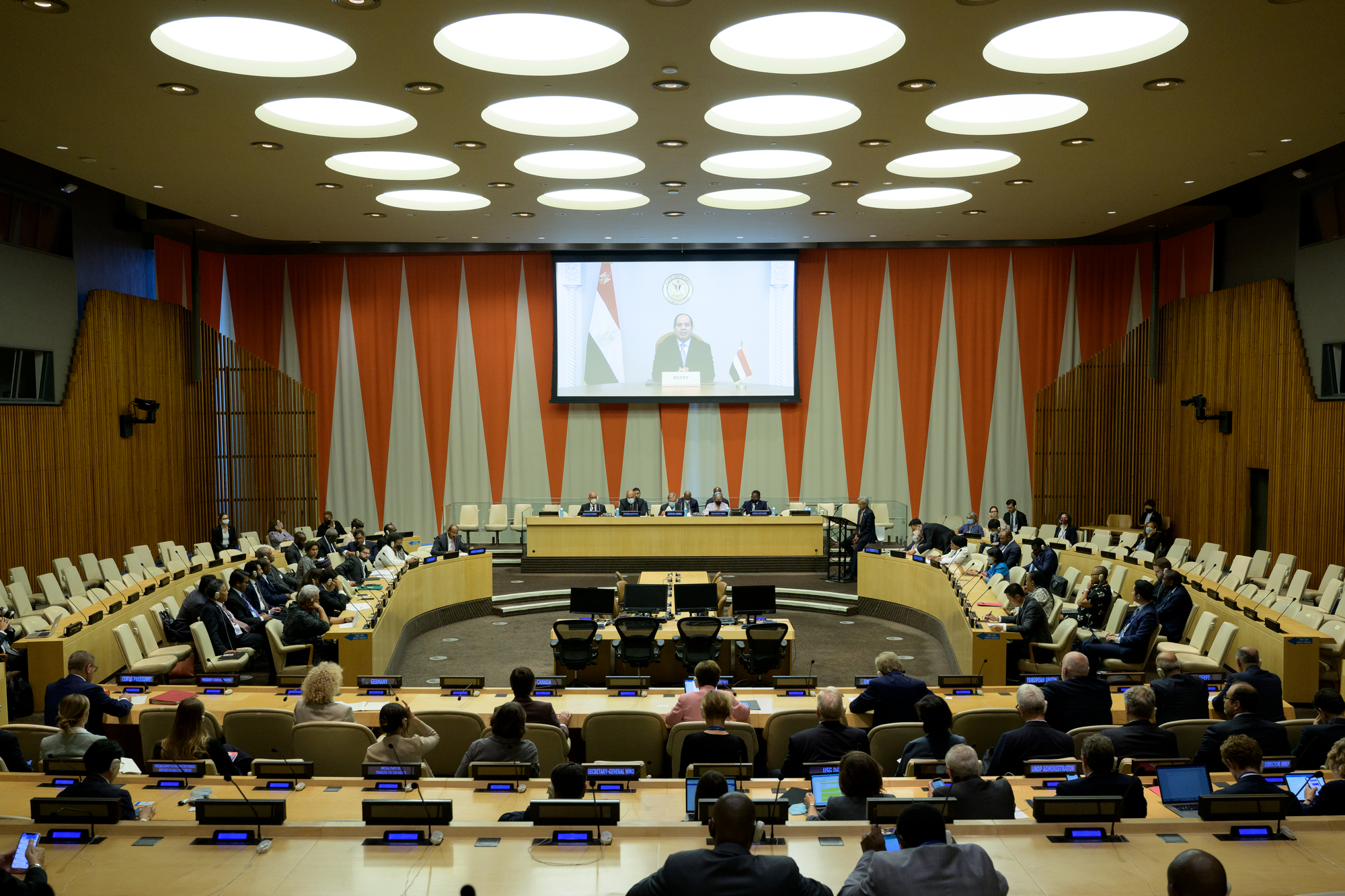 Informal Leaders' Roundtable on Climate Action | الأمم المتحدة