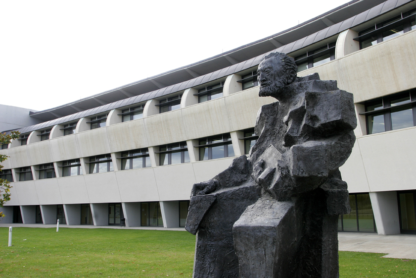 Colmenarejo campus of Universidad Carlos III de Madrid (UC3M), Spain. Photo: Wikimedia Commons/Gotesan