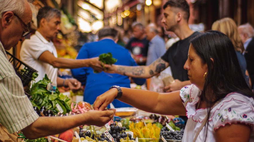 Community food market