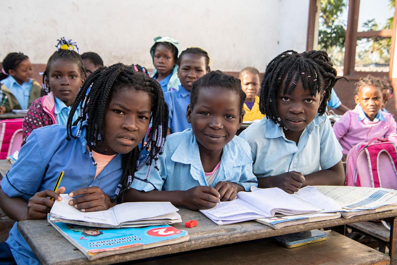 Students at the “25 de Junho” School, located in Beira, Mozambique. 
