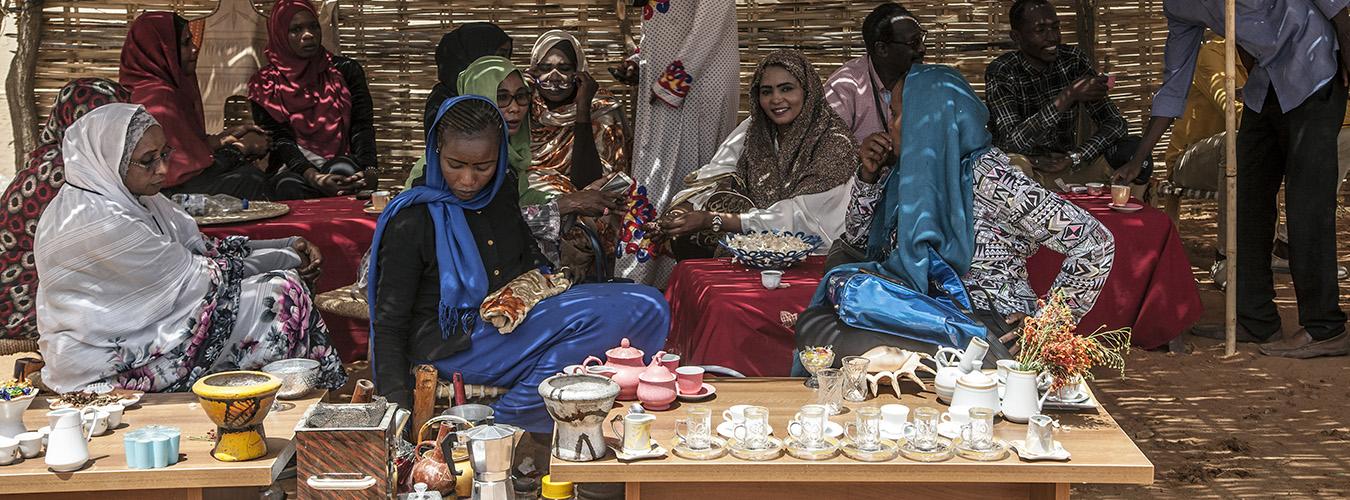 Unos participantes del Festival de Convivencia Pacífica en Darfur.