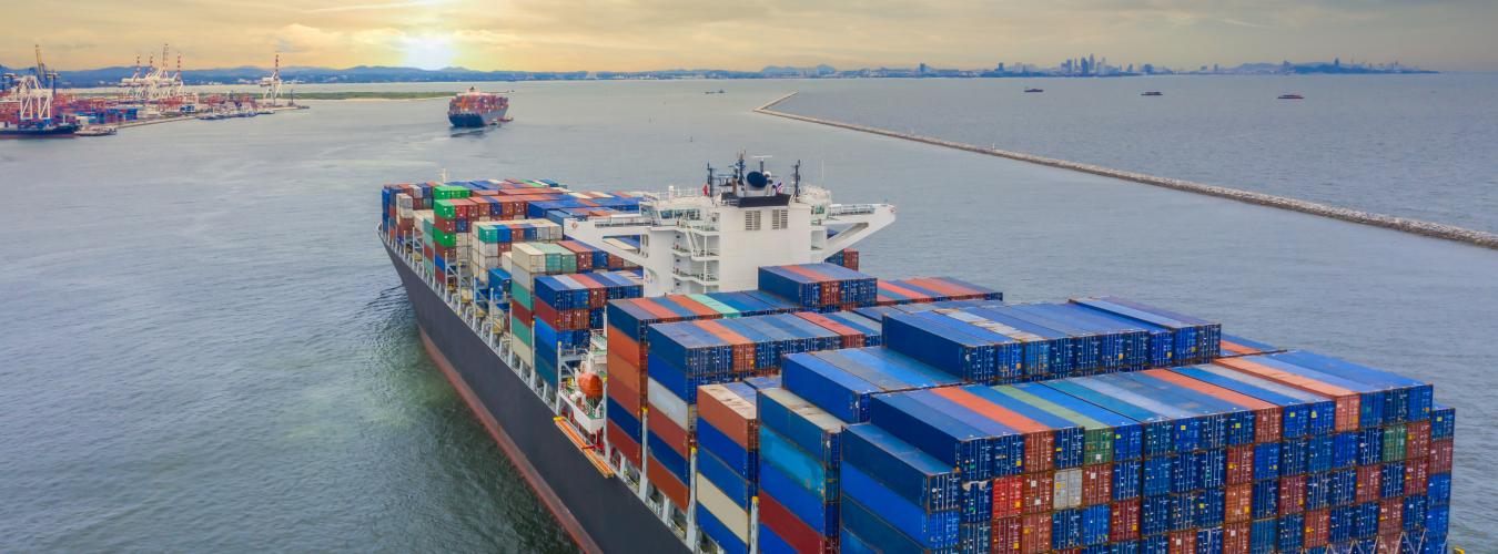 Container cargo ship