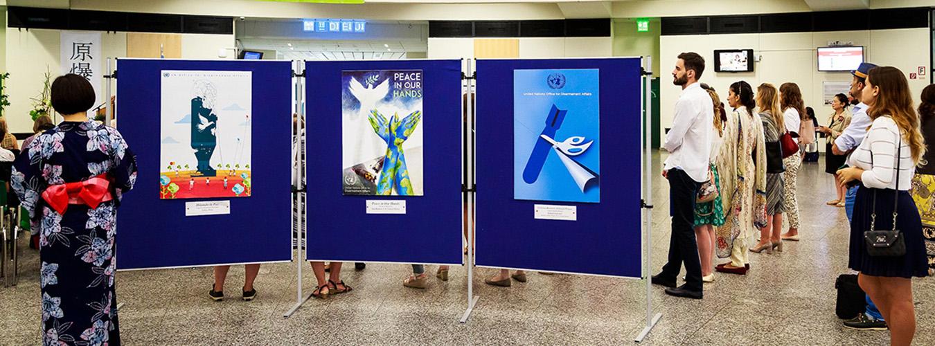 Une exposition organisée à Vienne en 2016 à l'occasion de la Journée de sensibilisation contre la bombe atomique.