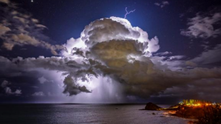 thunderstorm and the ocean