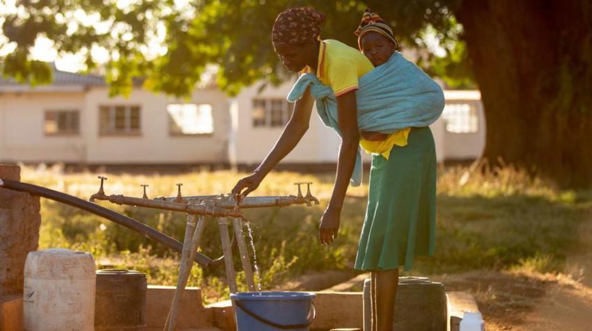 UNDP Zimbabwe/ وقع نصف سكان زيمبابوي في براثن الفقر خلال جائحة كورونا.