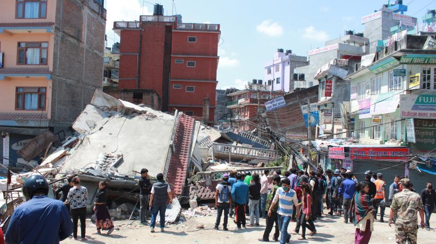 A scene from the aftermath of the 2015 Nepal earthquake. Rajan Journalist/Wikimedia Commons