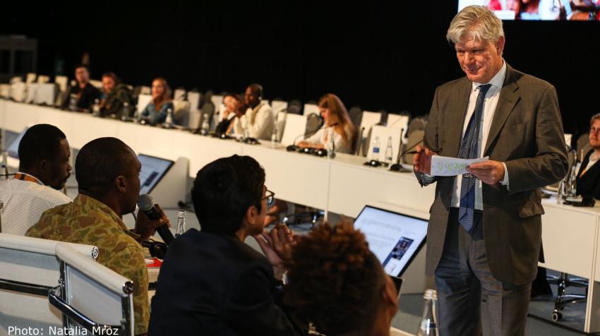Under-Secretary-General Fabrizio Hochschild speaking to participants of the Children and Youth Roundtable at the World Urban Forum (WUF10) held in Abu Dhabi, United Arab Emirates, on 12 February 2020. ©Natalia Mroz 