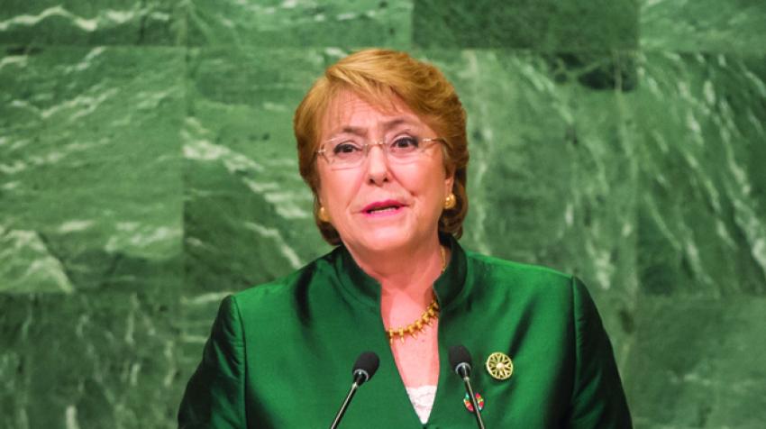 Michelle Bachelet, Présidente du Chili, prend la parole lors du débat général de la soixante-et-onzième session de l’Assemblée générale. Le 21 septembre 2016. © Photo ONU/Cia Pak