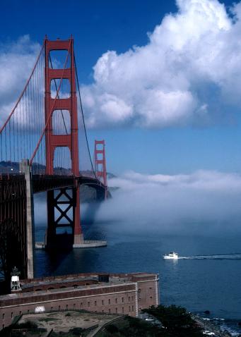 Vista del puente Golden Gate de San Francisco (los Estados Unidos), la ciudad en la que se firmó la Carta de las Naciones Unidas el 26 de junio de 1945. © Kishan Rana