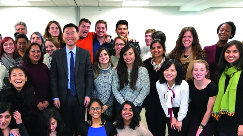 Une conférence spéciale sur la citoyenneté mondiale faite par l’ambassadeur Hahn destinée aux étudiants de l’Université de Harvard préparant une maîtrise en politique internationale d’éducation. © Hyun June Chung, étudiant en maîtrise à Harvard University