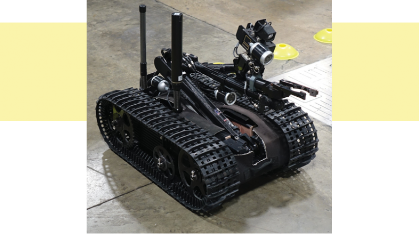 一个军事机器人。 FUTUREATLAS.COM图片
