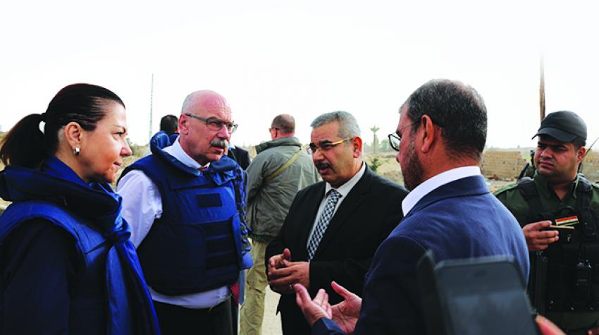 2018年3月7日，助理秘书长米谢勒•科南（左）与主管联合国反恐怖主义办公室的副秘书长弗拉基米尔•沃龙科夫 (Vladimir Voronkov) 一同访问伊拉克。​©UNAMI