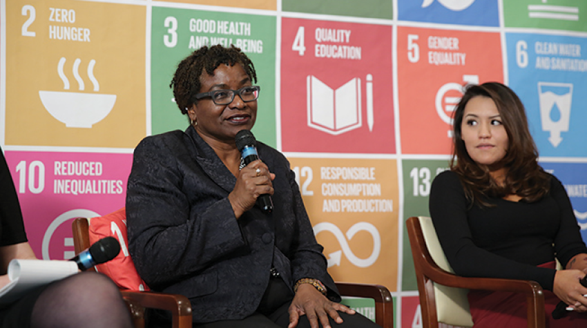 Natalia Kanem (left) at the ECOSOC Youth Forum with Nikki Fraser, National Youth Representative, Native Women’s Association of Canada and Young Leader for the SDGs. © PVBLIC Foundation/Elsa Barb