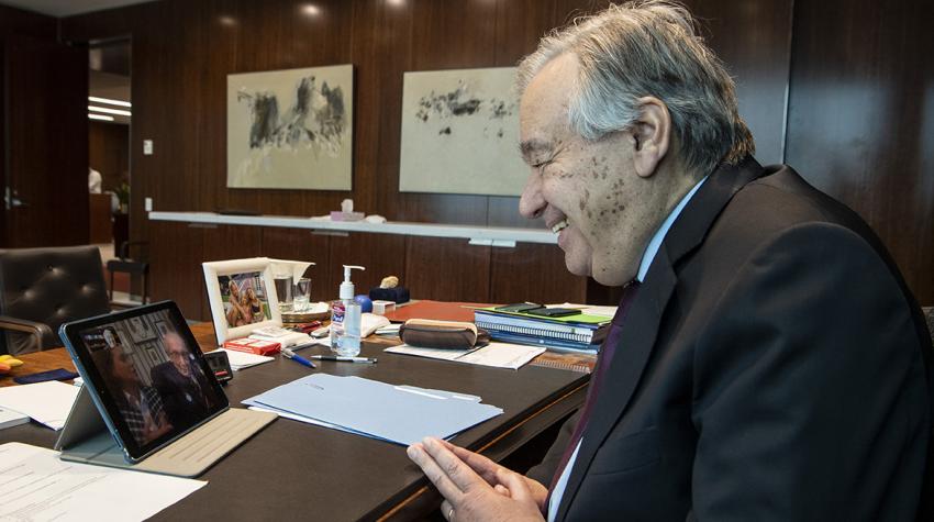 Secretary-General António Guterres wishes happy birthday to Captain Tom Moore on his 100th birthday. Mr. Moore is a WWII veteran from the UK who walked around in his garden to raise money for Britain’s National Health Service. Secretary-General António Guterres speaks to British centenarian online.