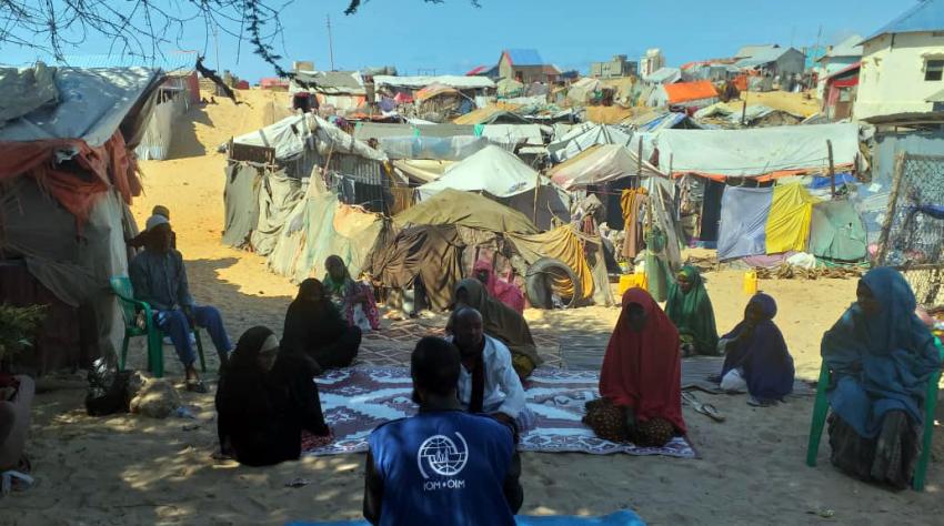 Réunion communautaire à Kismayo, en Somalie.