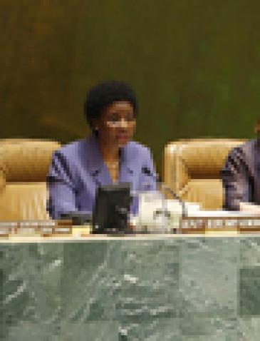 В Нью-Йорке открылась 11-я сессия Постоянного форума по вопросам коренных народов 