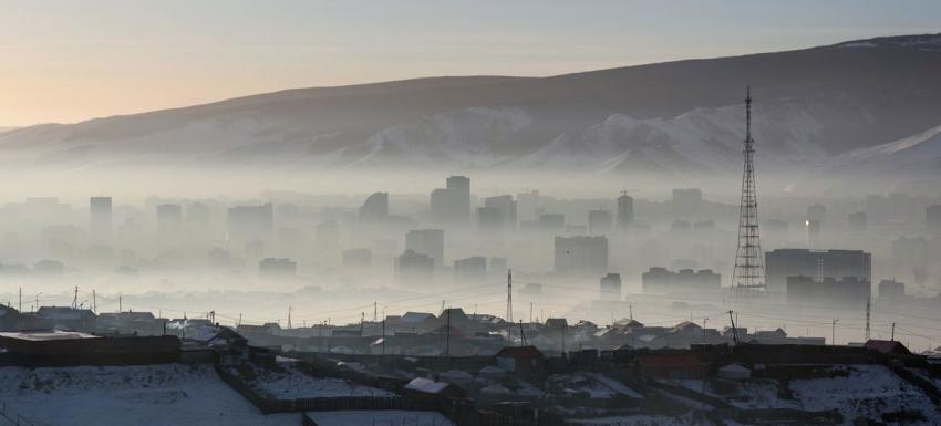 Pollution de l'air dans la ville de Ulaanbaatar en Mongolie.