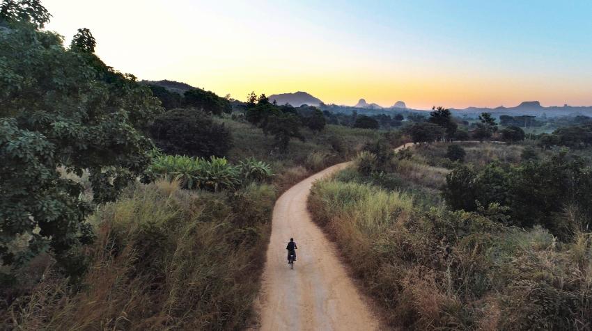 A Buffalo Bicycle rider goes the distance in rural Malawi. Photo by World Bicycle Relief