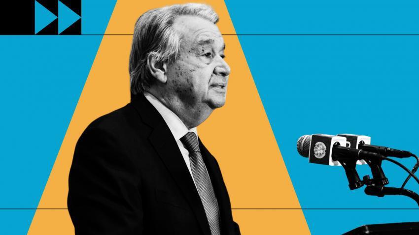 photocomposition: The UN Secretary-General speaking in front of a microfone, in black and white, contrasting with the blue and yellow background