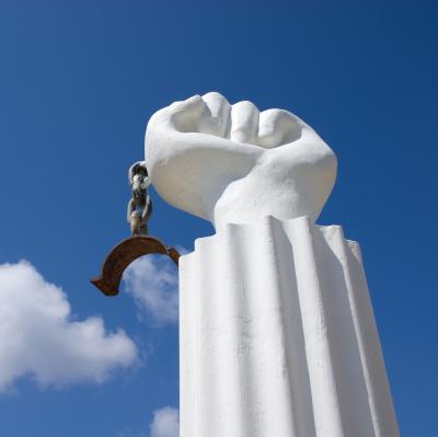 Monument commemorating the Curaçao Slave Revolt of 1795. Charles Hoffman/Wikimedia Commons