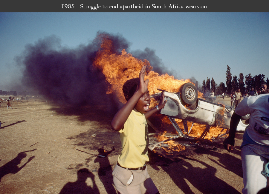 1985 - Struggle to end apartheid in South Africa wears on