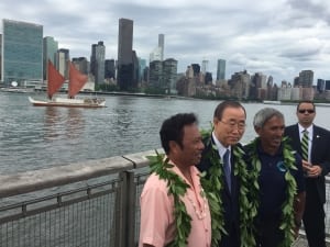 Photo: Palau President Tommy Remengesau, Secretary-General Ban Ki-moon and Nainoa Thompson pose at the pier.